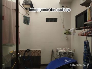 DIJUAL CEPAT RUMAH SIAP HUNI FULL FURNISH DI CLUSTER NEWTON GADING S