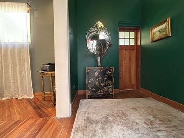 Casa en Venta en Edificio completo de 3 pisos. 6 departamentos y local comercial. Santo Domingo/Miraflores. Metro Bellas Artes