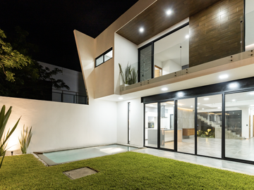 Casa NUEVA con Alberca en privada en Buena Vista, Cuernavaca - VENTA