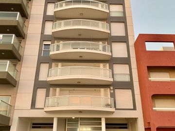 EXCLUSIVO PISO FRENTE AL MAR