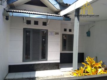 Rumah muraah dekat rumah sakit ujungberung kotamadya bandung | MARTININGSIH