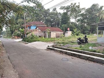 Tanah Perumahan Timur UII Jalan Kaliurang, Luas 140 m2: SHM