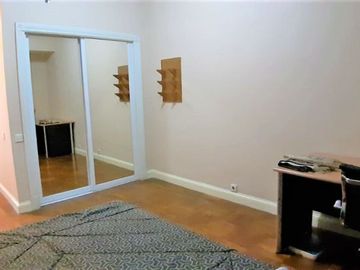 Dijual Apartemen Menteng Executive Tipe 2 Kamar Tidur Kondisi Fully Furnished