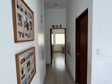 LINDA CASA EN VENTA CON 5 DORMITORIOS EN CHACARILLA