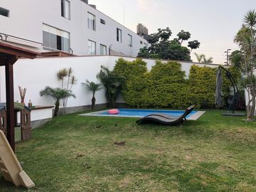 LINDA CASA EN VENTA CON 5 DORMITORIOS EN CHACARILLA