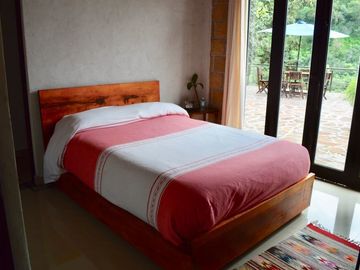 En renta hermosa casa por mes.