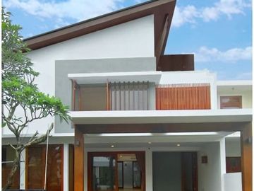 EXCLUSIVE Rumah Bersih with Swimming Pool di Maleo sektor 9 6569-GB 0811111----