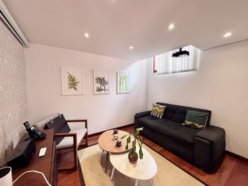 casa en venta en santa ana-usaquén. Cod V8408233