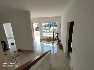 BRAND NEW DIJUAL RUMAH BAGUS RAPIH SIAP HUNI DI NUSA LOKA BSD