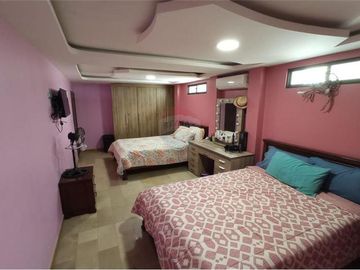 VENTA DE CASA EN URB. SAN FELIPE - NORTE DE GYE (WT)