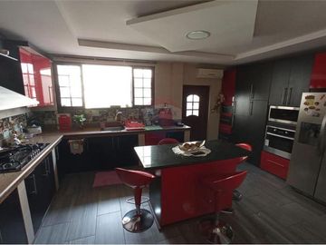 VENTA DE CASA EN URB. SAN FELIPE - NORTE DE GYE (WT)