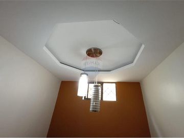 VENTA DE CASA EN URB. SAN FELIPE - NORTE DE GYE (WT)