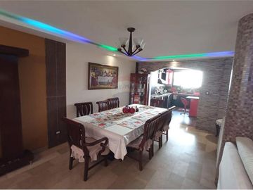 VENTA DE CASA EN URB. SAN FELIPE - NORTE DE GYE (WT)