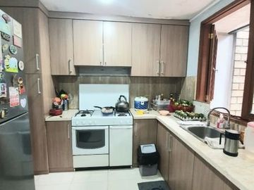 Dijual Rumah Semi Furnished di Senayan Bintaro sektor 9, 4245-GB 0811111----