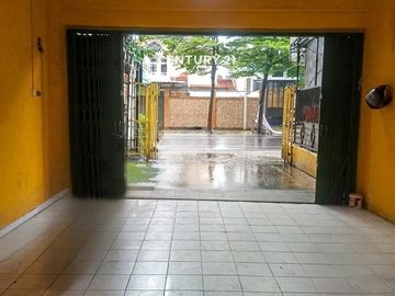 Ruko Strategis Di Pusat Bisnis Sungai Saddang Baru Area Padat