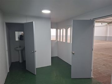 Industrial en arriendo en Macul