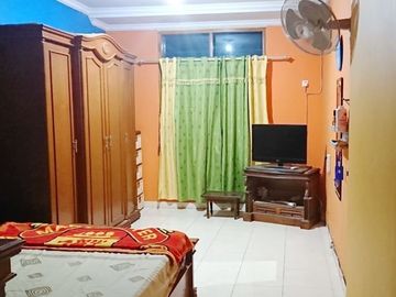 Rumah Siap Huni Dengan Lahan Luas 185 m2 Di Dalam Komplek Perumahan Bekasi Utara.