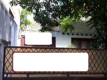Rumah Posisi SUPER STRATEGIS dan SUPER MENGUNTUNGKAN di Pinggir Jalan Raya!