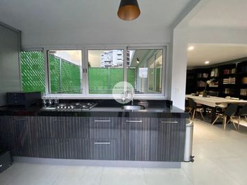CASA CON USO DE SUELO EN GUADALUPE INN