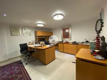 CASA CON USO DE SUELO EN GUADALUPE INN