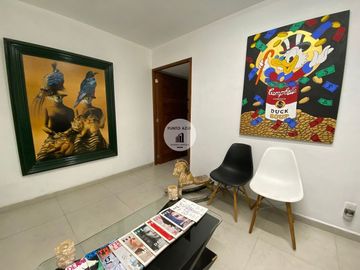 CASA CON USO DE SUELO EN GUADALUPE INN