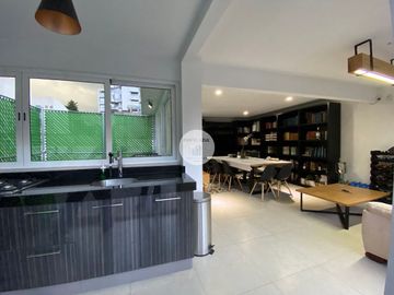 CASA CON USO DE SUELO EN GUADALUPE INN