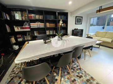 CASA CON USO DE SUELO EN GUADALUPE INN