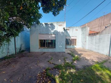 Casa en venta en Lanus Oeste