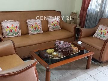 Di Jual Rumah Bebas Banjir Dekat Kampus UIN Di Legoso Ciputat