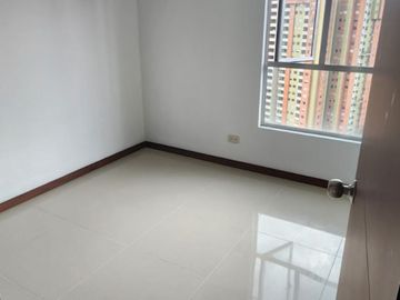 apartamento en arriendo en el poblado. Cod A218106