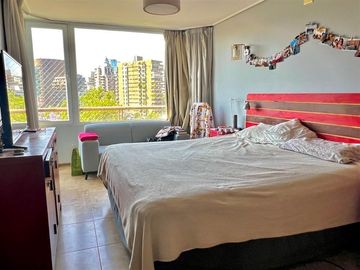Departamento amoblado 4 dorm. 3 baños en Providencia