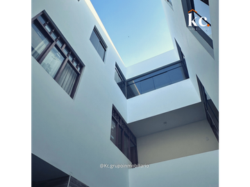VENDO CASA DE 3 PISOS URB. SAN ISIDRO - TRUJILLO CERCA AL MALL