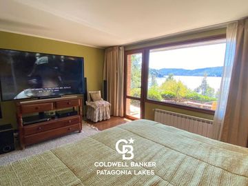 VENTA Casa de 315 m2, Bungalow de 115m2, Lote de 1000 m2 Bariloche