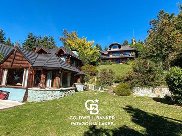 VENTA Casa de 315 m2, Bungalow de 115m2, Lote de 1000 m2 Bariloche