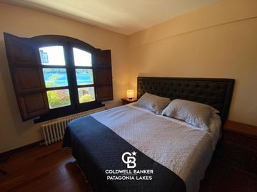 VENTA Casa de 315 m2, Bungalow de 115m2, Lote de 1000 m2 Bariloche