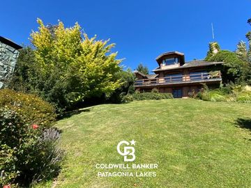 VENTA Casa de 315 m2, Bungalow de 115m2, Lote de 1000 m2 Bariloche