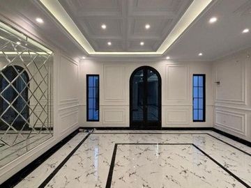 Rumah Mewah Siap Huni Ada Kolam Renangnya di Jagakarsa Jakarta Selatan