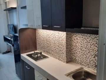 Apt. Puncak Dharmahusada Full furnish baru gress View city