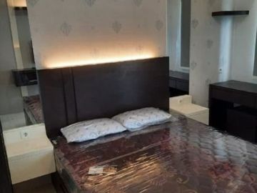 Apt. Puncak Dharmahusada Full furnish baru gress View city