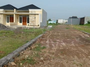 Rumah Dekat Kampus USM, boleh beli tanah kavling juga kesempatan buat anda