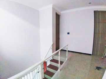 Rumah Baru 2 Lantai Luas 140 di Villa Puncak Tidar Malang