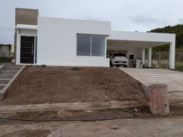 VENTA DE CASA EN Juana Koslay