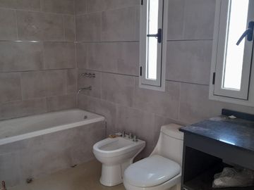 VENTA DE CASA EN Juana Koslay