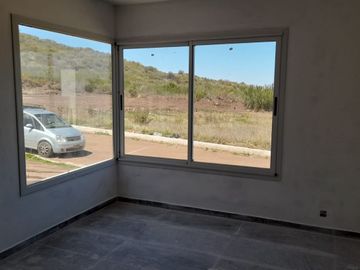VENTA DE CASA EN Juana Koslay