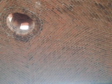CASA EN CHARO ZURUMBENEO CERCA DE MORELIA CINCO RECAMARAS