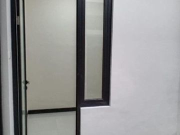 Rumah Sutorejo BARU GRESS, FREE TANDON+SANYO