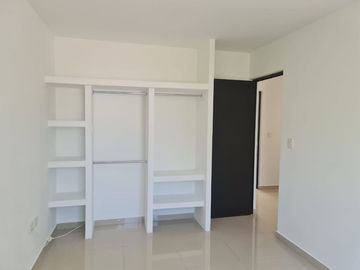 Casa en privada- Prados de La Conquista
