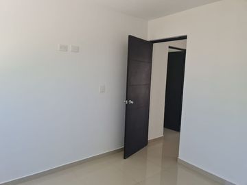 Casa en privada- Prados de La Conquista