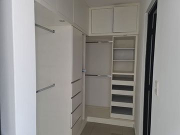 Casa en privada- Prados de La Conquista