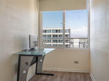 Departamento en venta de 3 dorm. en Macul Metro Las Torres